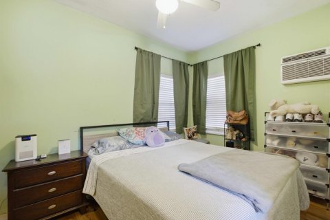Casa en venta en West Palm Beach, Florida, 4 dormitorios, 140.28 m2 № 2336565 - foto 19