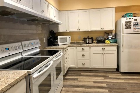 Villa ou maison à vendre à Clearwater, Floride: 2 chambres, 75.44 m2 № 2110735 - photo 19