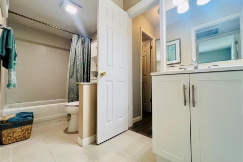 Villa ou maison à vendre à Clearwater, Floride: 2 chambres, 75.44 m2 № 2110735 - photo 10