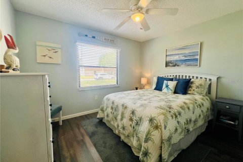 Villa ou maison à vendre à Clearwater, Floride: 2 chambres, 75.44 m2 № 2110735 - photo 12