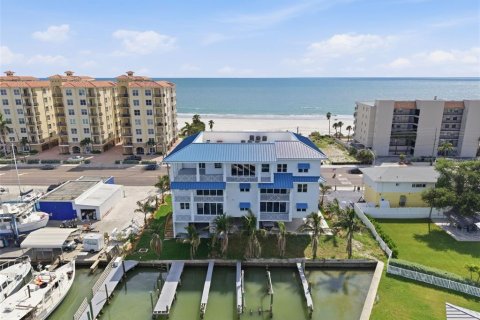 Copropriété à vendre à Madeira Beach, Floride: 3 chambres, 140.47 m2 № 2371693 - photo 4