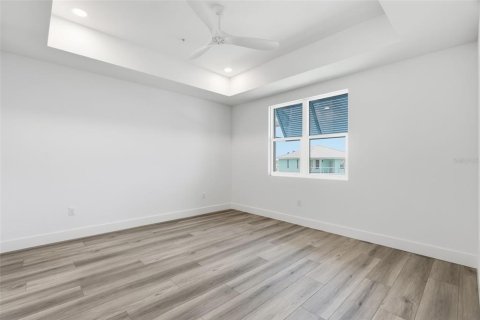 Copropriété à vendre à Madeira Beach, Floride: 3 chambres, 140.47 m2 № 2371693 - photo 20