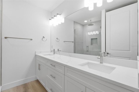 Copropriété à vendre à Madeira Beach, Floride: 3 chambres, 140.47 m2 № 2371693 - photo 23