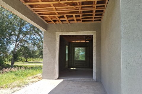 House in Lehigh Acres, Florida 3 bedrooms, 136.57 sq.m. № 1841205 - photo 1