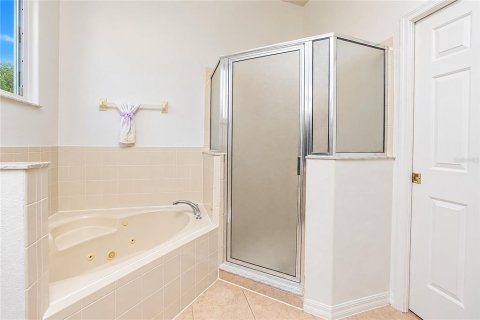 Villa ou maison à vendre à Kissimmee, Floride: 3 chambres, 170.85 m2 № 2419374 - photo 19