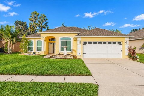 Villa ou maison à Kissimmee, Floride 3 chambres, 170.85 m2 № 2419374