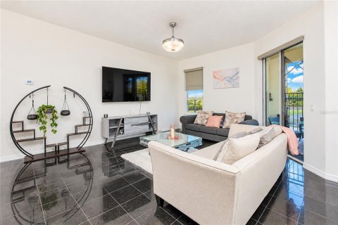 Villa ou maison à vendre à Kissimmee, Floride: 3 chambres, 170.85 m2 № 2419374 - photo 13