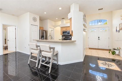 Villa ou maison à vendre à Kissimmee, Floride: 3 chambres, 170.85 m2 № 2419374 - photo 14