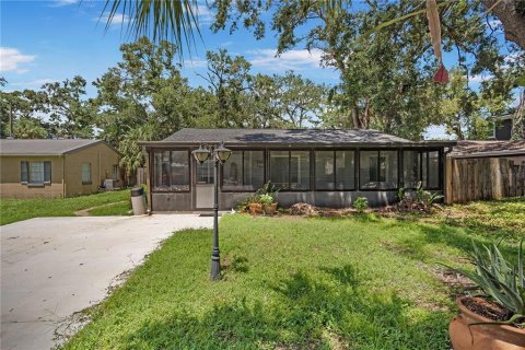Casa en alquiler en Tampa, Florida, 3 dormitorios, 100.71 m2 № 1895037 - foto 1