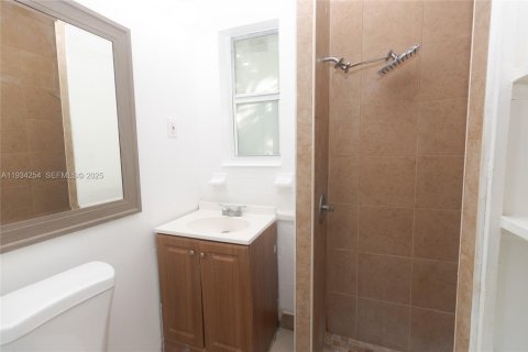 Снять в аренду виллу или дом в Холливуд, Флорида 1 спальня, № 1992652 - фото 8