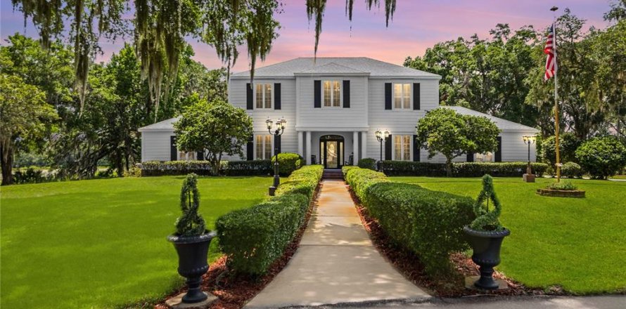 Villa ou maison à Inverness, Floride 7 chambres, 521.09 m2 № 1901406