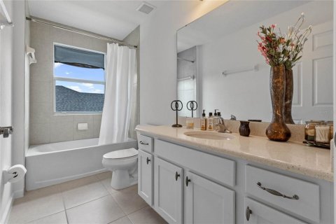 Villa ou maison à vendre à Clermont, Floride: 4 chambres, 288.74 m2 № 2339678 - photo 27