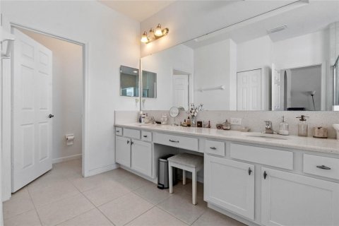 Villa ou maison à vendre à Clermont, Floride: 4 chambres, 288.74 m2 № 2339678 - photo 21