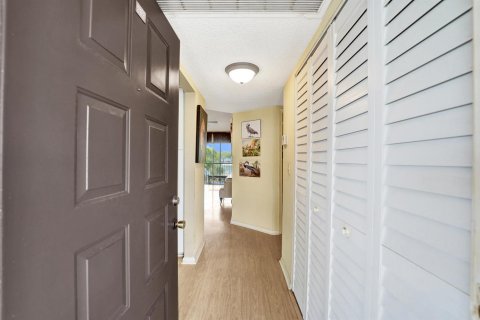 Copropriété à vendre à Margate, Floride: 2 chambres, 75.72 m2 № 2268099 - photo 3