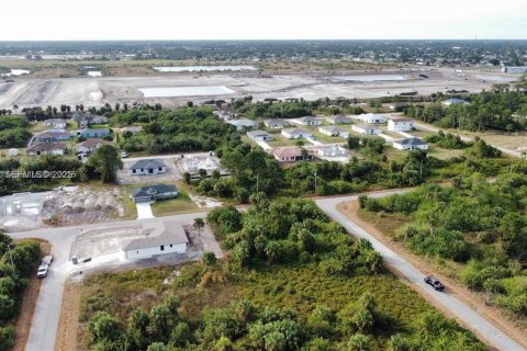 Land in Lehigh Acres, Florida № 2158111 - photo 7