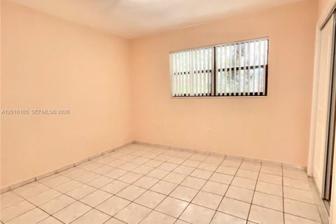 Copropriété à vendre à North Miami Beach, Floride: 2 chambres, 73.3 m2 № 2270086 - photo 10