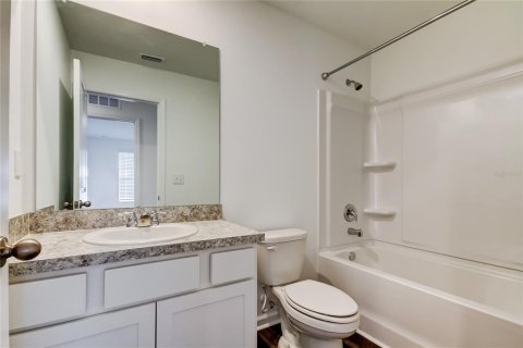 Снять в аренду таунхаус в Дейд-Сити, Флорида 5 комнат, 128.76м2, № 1827982 - фото 28