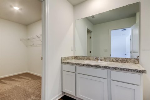 Снять в аренду таунхаус в Дейд-Сити, Флорида 5 комнат, 128.76м2, № 1827982 - фото 18