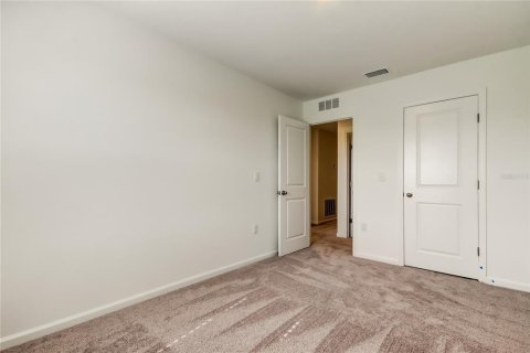 Снять в аренду таунхаус в Дейд-Сити, Флорида 5 комнат, 128.76м2, № 1827982 - фото 25