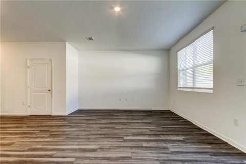 Снять в аренду таунхаус в Дейд-Сити, Флорида 5 комнат, 128.76м2, № 1827982 - фото 10