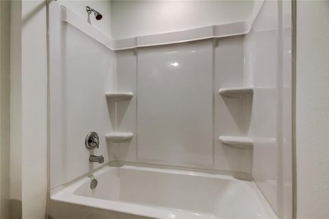 Снять в аренду таунхаус в Дейд-Сити, Флорида 5 комнат, 128.76м2, № 1827982 - фото 20