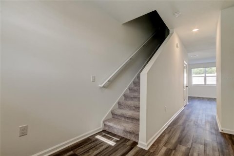 Снять в аренду таунхаус в Дейд-Сити, Флорида 5 комнат, 128.76м2, № 1827982 - фото 12