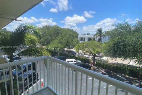Condominio en alquiler en Fort Lauderdale, Florida, 1 dormitorio, 58.06 m2 № 2078436 - foto 22