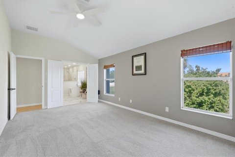 House in Port Charlotte, Florida 4 bedrooms, 208.01 sq.m. № 2418851 - photo 16