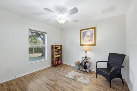 House in Port Charlotte, Florida 4 bedrooms, 208.01 sq.m. № 2418851 - photo 25