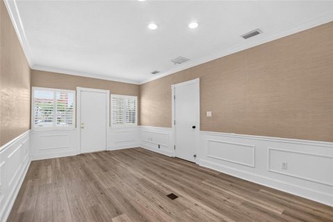 Commercial property in Tampa, Florida 148.64 sq.m. № 2403473 - photo 20