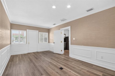 Commercial property in Tampa, Florida 148.64 sq.m. № 2403473 - photo 21