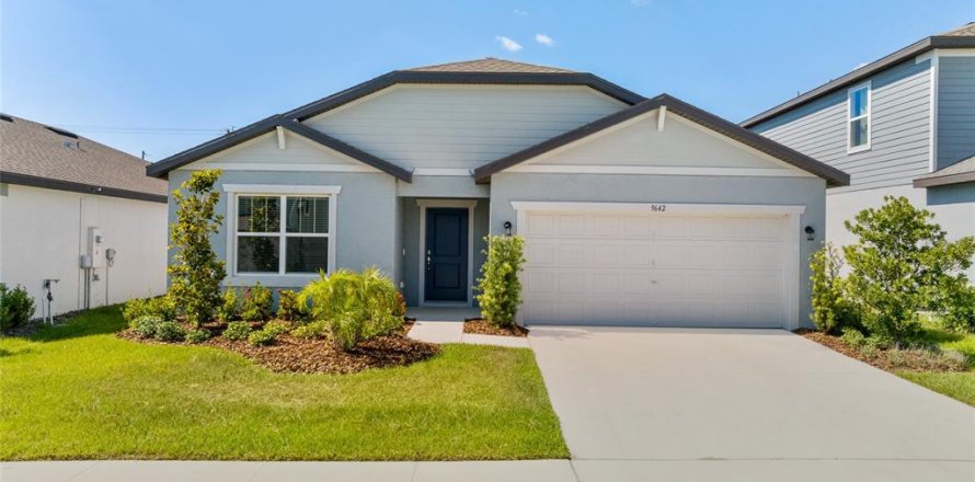 House in SUMMERS CAY in Thonotosassa, Florida 4 bedrooms, 200.85 sq.m. № 2232602