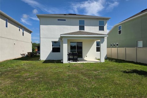 House in Kissimmee, Florida 4 bedrooms, 184.41 sq.m. № 1629646 - photo 3