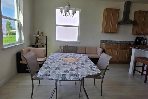 House in Kissimmee, Florida 4 bedrooms, 184.41 sq.m. № 1629646 - photo 27