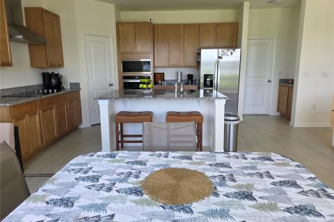House in Kissimmee, Florida 4 bedrooms, 184.41 sq.m. № 1629646 - photo 22