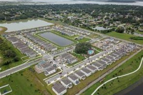 House in Kissimmee, Florida 4 bedrooms, 184.41 sq.m. № 1629646 - photo 7