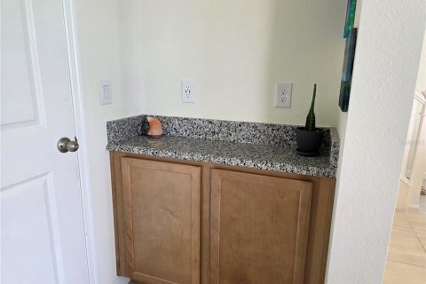 House in Kissimmee, Florida 4 bedrooms, 184.41 sq.m. № 1629646 - photo 20