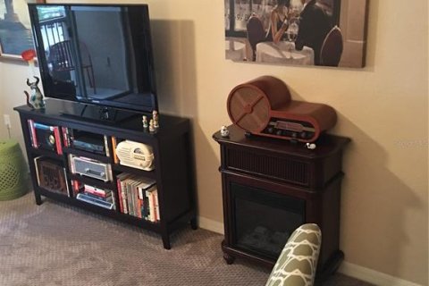 Condo in Sarasota, Florida, 2 bedrooms  № 1555322 - photo 2