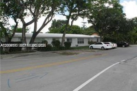 Casa en alquiler en El Portal, Florida, 1 dormitorio, 74.32 m2 № 2075027 - foto 8