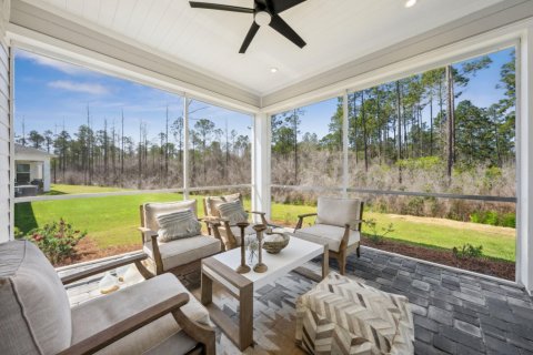 House in Inlet Beach, Florida 3 bedrooms, 172.33 sq.m. № 561704 - photo 1
