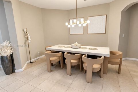Villa ou maison à vendre à West Palm Beach, Floride: 5 chambres, 323.49 m2 № 2418084 - photo 19
