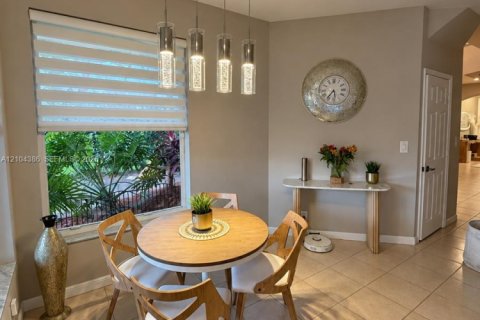 Villa ou maison à vendre à West Palm Beach, Floride: 5 chambres, 323.49 m2 № 2418084 - photo 22