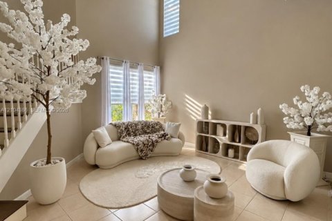 Villa ou maison à vendre à West Palm Beach, Floride: 5 chambres, 323.49 m2 № 2418084 - photo 10