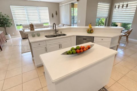 Villa ou maison à vendre à West Palm Beach, Floride: 5 chambres, 323.49 m2 № 2418084 - photo 15