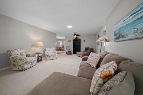 House in Ocala, Florida 2 bedrooms, 127.18 sq.m. № 2150635 - photo 15