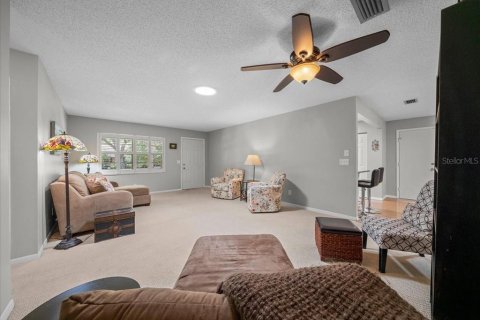 House in Ocala, Florida 2 bedrooms, 127.18 sq.m. № 2150635 - photo 19