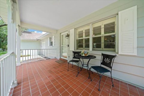 House in Ocala, Florida 2 bedrooms, 127.18 sq.m. № 2150635 - photo 12