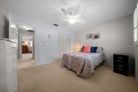 House in Ocala, Florida 2 bedrooms, 127.18 sq.m. № 2150635 - photo 22