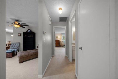 House in Ocala, Florida 2 bedrooms, 127.18 sq.m. № 2150635 - photo 24