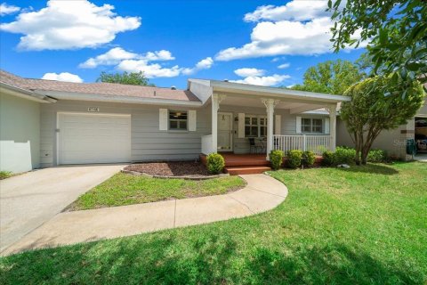 House in Ocala, Florida 2 bedrooms, 127.18 sq.m. № 2150635 - photo 8